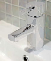 MILAN MONO BASIN MIXER C/W CLICK WASTE